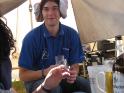 We09